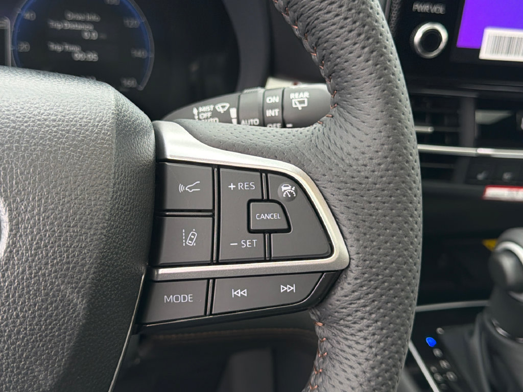 New 2026 Toyota Sienna Platinum AWD/4WD image 27