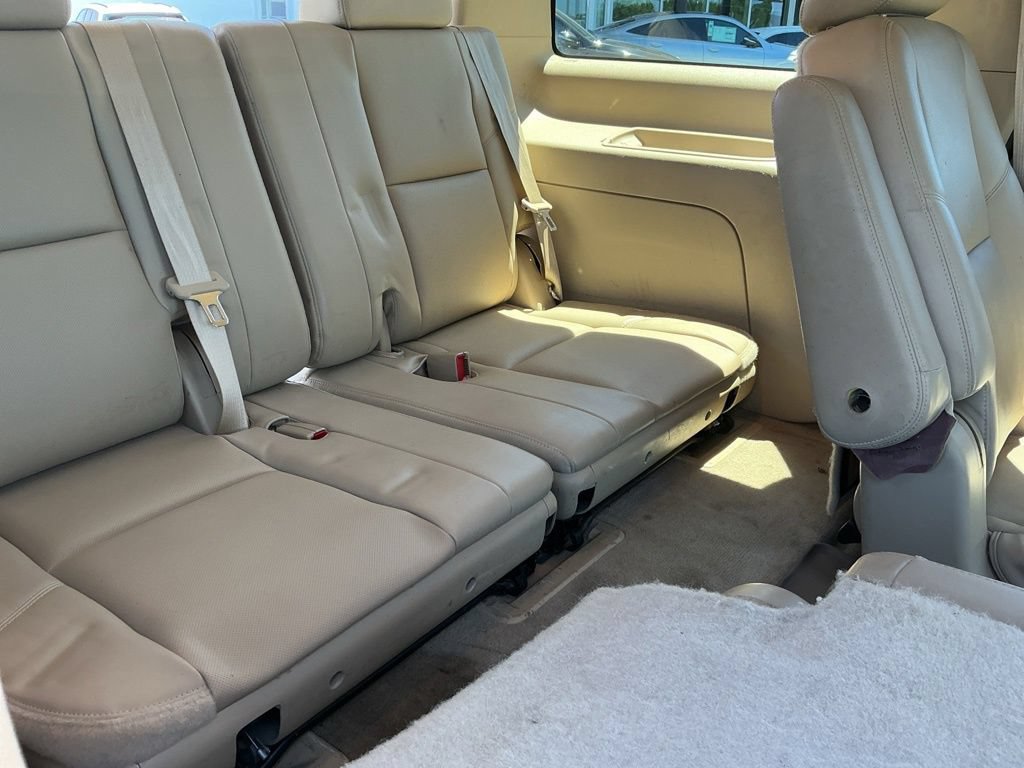 Used 2013 GMC Yukon SLT w/ SLT-2 Equipment Package AWD/4WD image 25