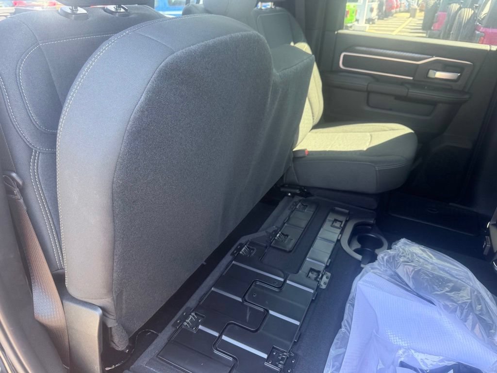 New 2026 RAM 2500 Big Horn AWD/4WD image 59