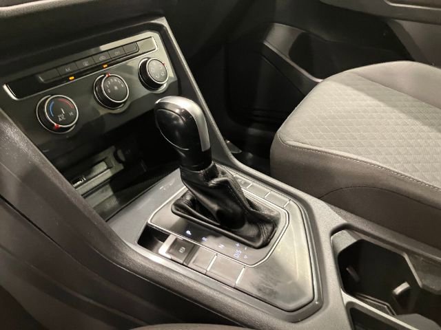 Used 2018 Volkswagen Tiguan S FWD image 29