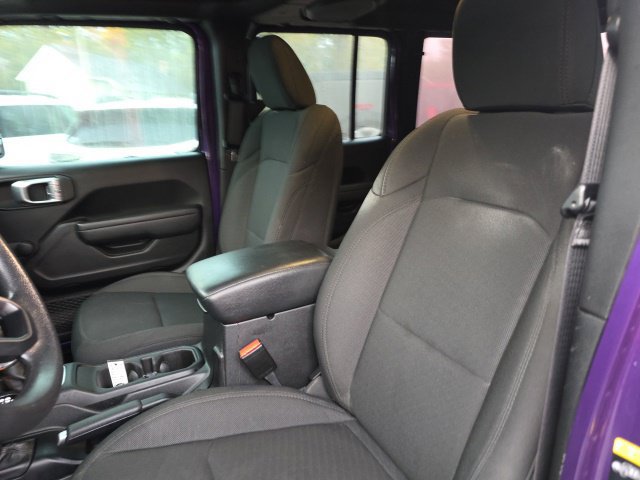 Used 2023 Jeep Wrangler Unlimited Sport w/ Xtreme 35 Tire Package AWD/4WD image 3