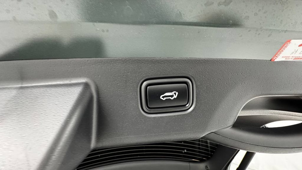 New 2026 Kia Niro SX Touring FWD image 16