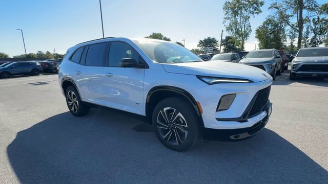 New 2026 Buick Enclave Sport Touring w/ Power Package FWD image 2
