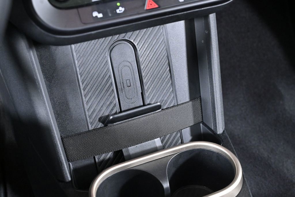 Used 2025 MINI Cooper 2-Door Hardtop image 16