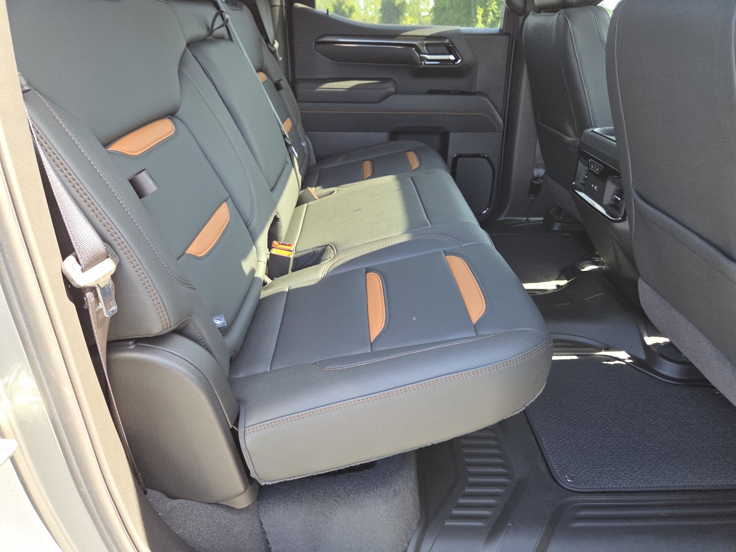 New 2026 GMC Sierra 1500 AT4 w/ AT4 Premium Package AWD/4WD image 26
