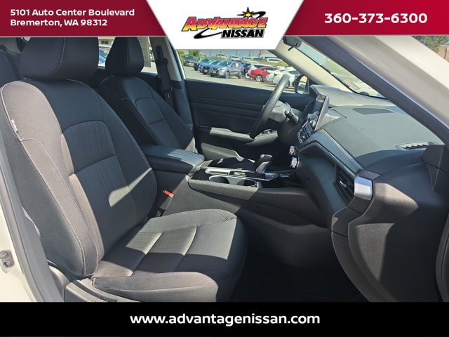 Used 2024 Nissan Altima 2.5 SV FWD image 25