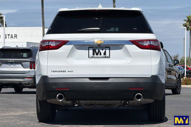 Used 2021 Chevrolet Traverse LS w/ LPO, Cargo Package image 5