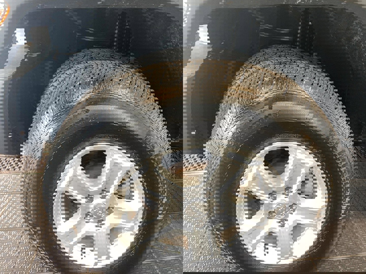 Used 2022 Jeep Wrangler Sport image 5