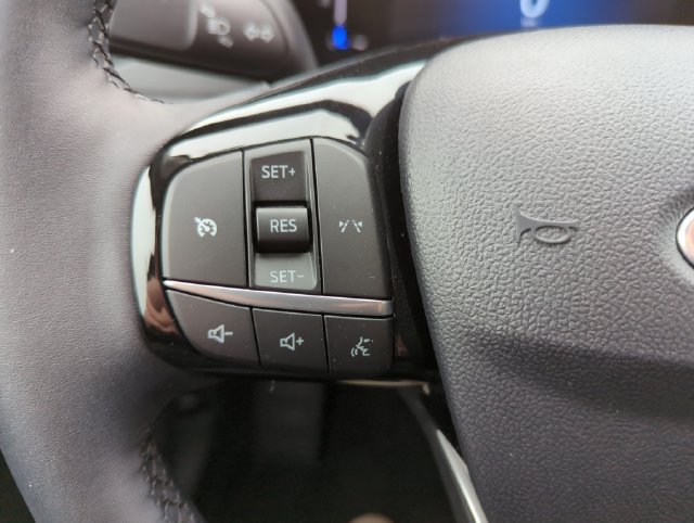 Certified 2024 Ford Escape Active AWD/4WD image 31