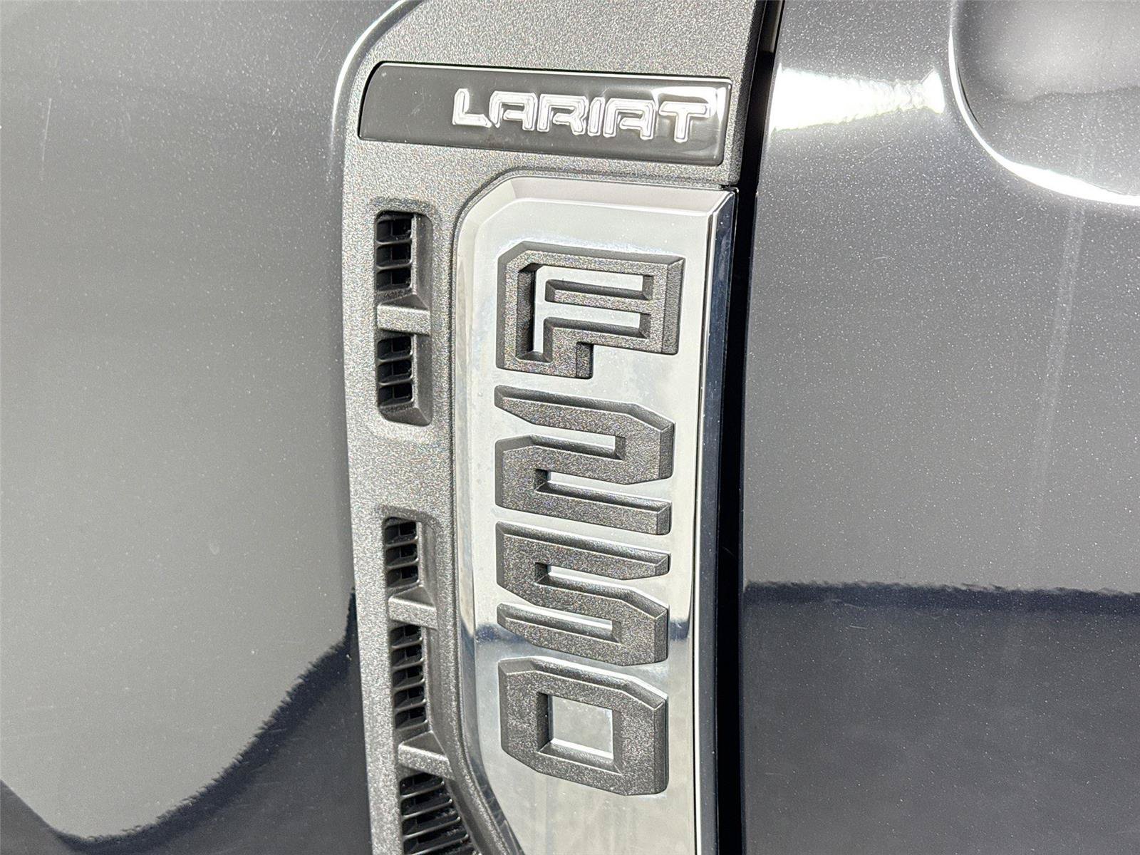 Used 2026 Ford F250 Lariat AWD/4WD image 15