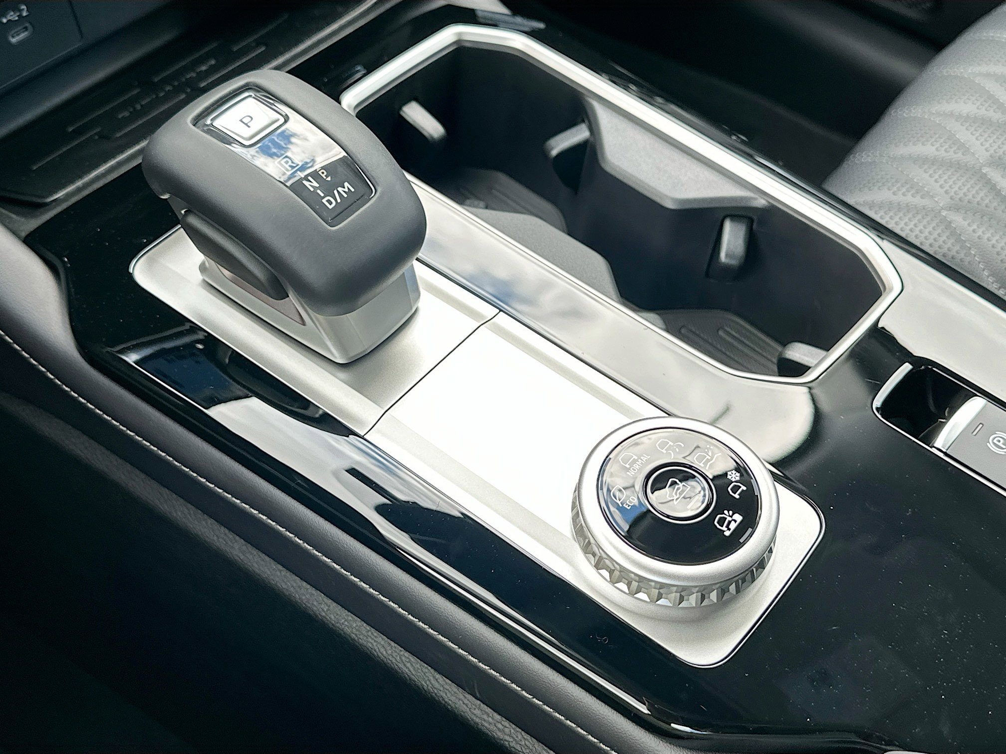 New 2026 Mitsubishi Outlander SEL image 12