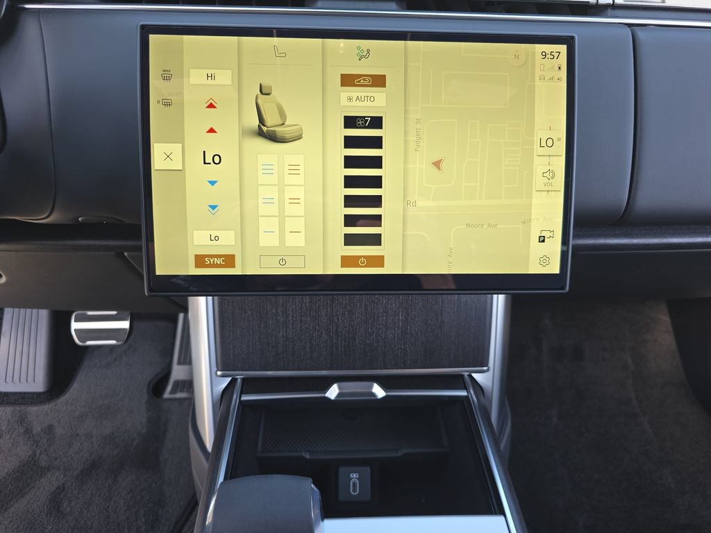 New 2026 Land Rover Range Rover SE AWD/4WD image 26