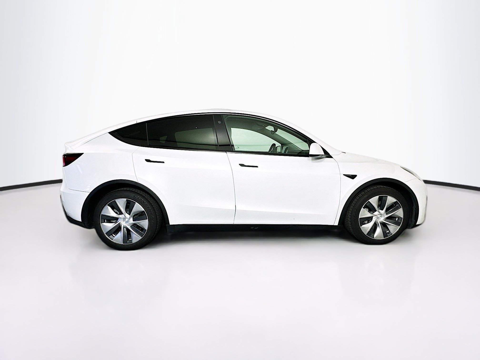 Used 2021 Tesla Model Y Long Range AWD/4WD image 10