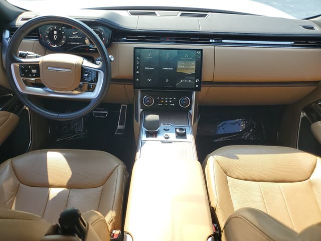 Certified 2023 Land Rover Range Rover Long Wheelbase SE AWD/4WD image 15