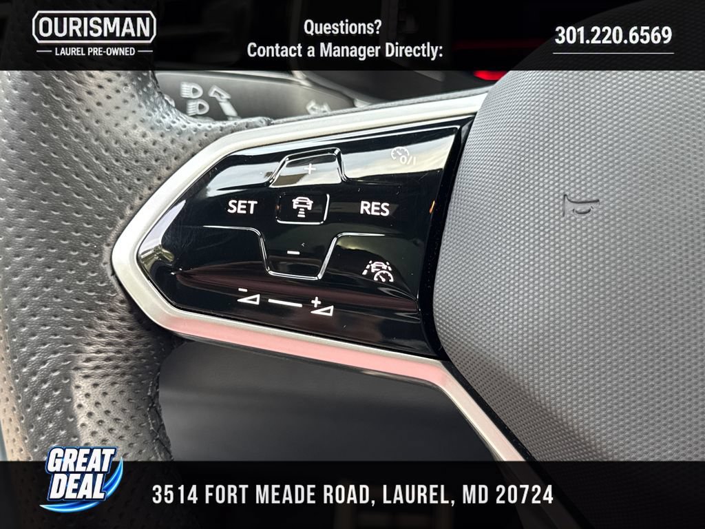 Used 2025 Volkswagen Jetta GLI Autobahn FWD image 22
