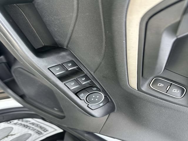 Used 2022 Ford Escape SE AWD/4WD image 10