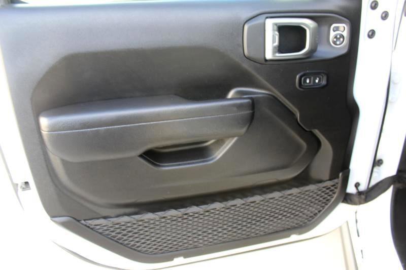 Used 2025 Jeep Wrangler Unlimited Sport image 11