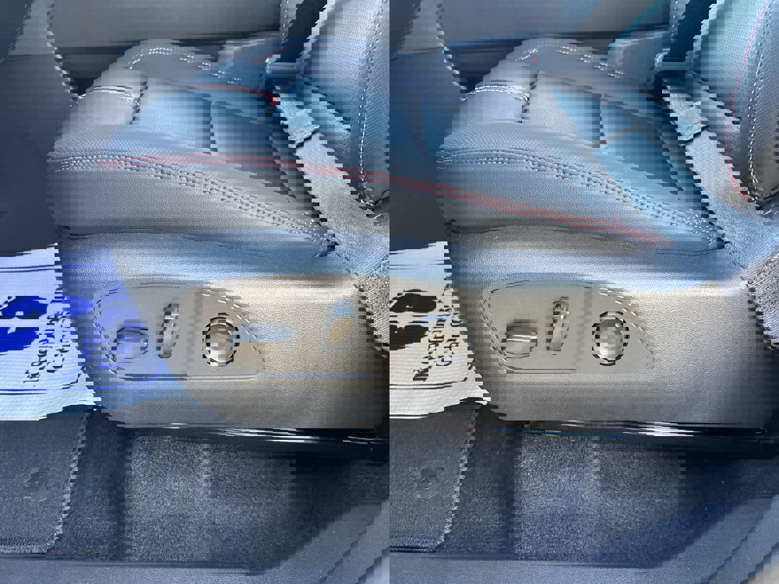 New 2026 Chevrolet Traverse RS image 15