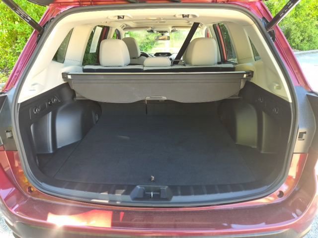 Used 2022 Subaru Forester Premium AWD/4WD image 9