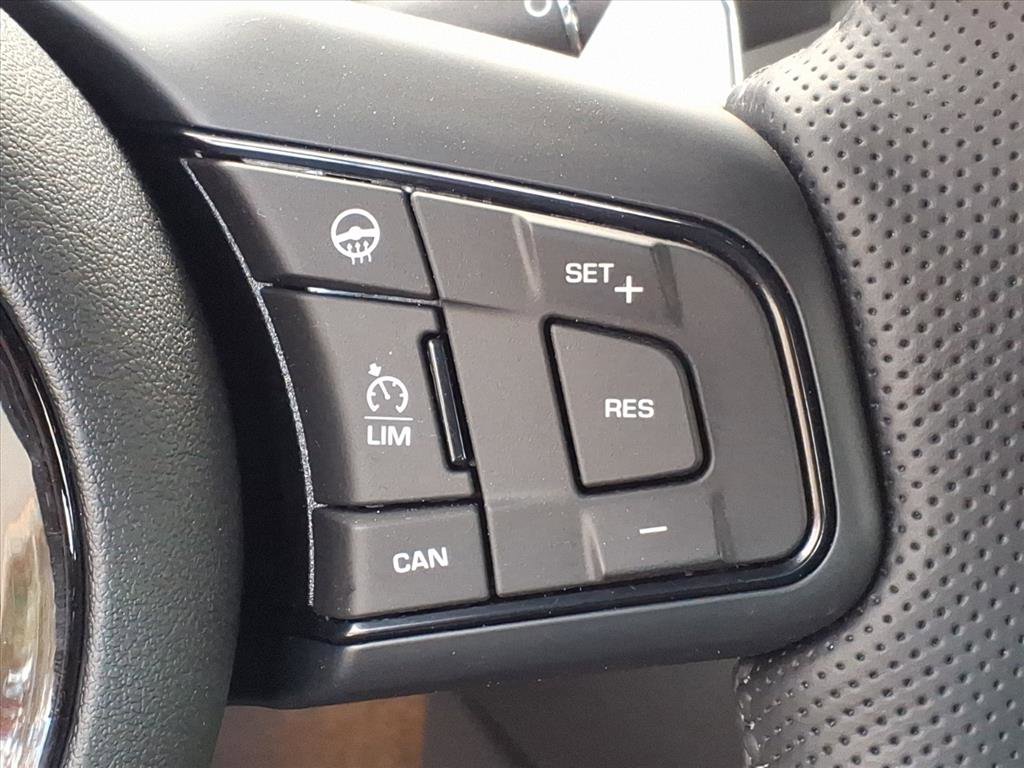 New 2024 Jaguar F-TYPE R image 16