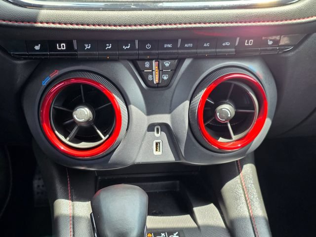 Used 2025 Chevrolet Blazer RS FWD image 27