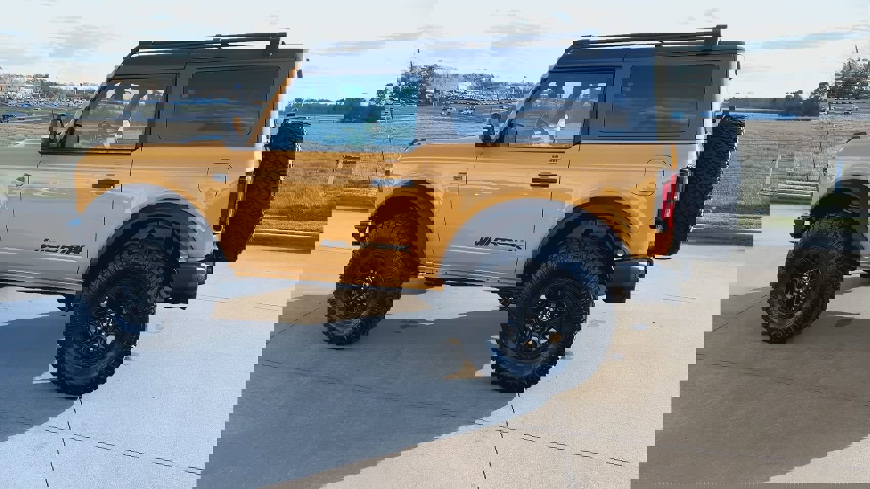 Used 2022 Ford Bronco Wildtrak image 5