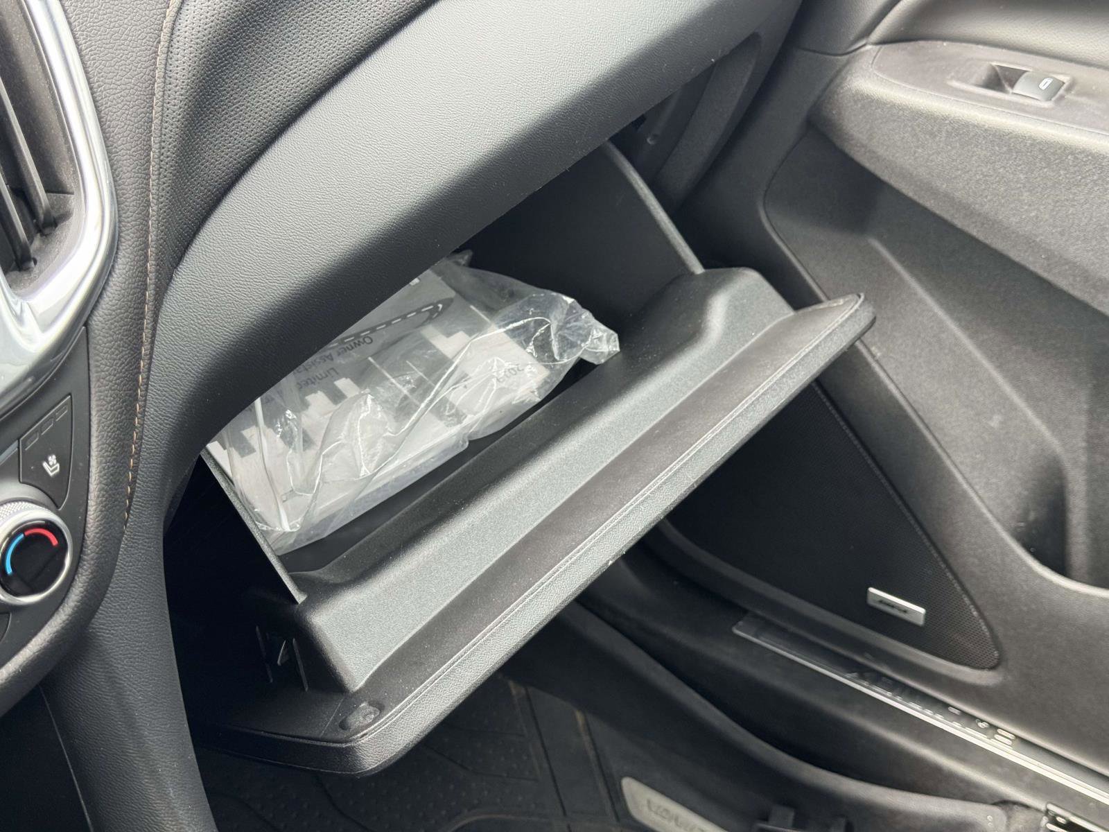 Used 2019 Chevrolet Equinox Premier image 30