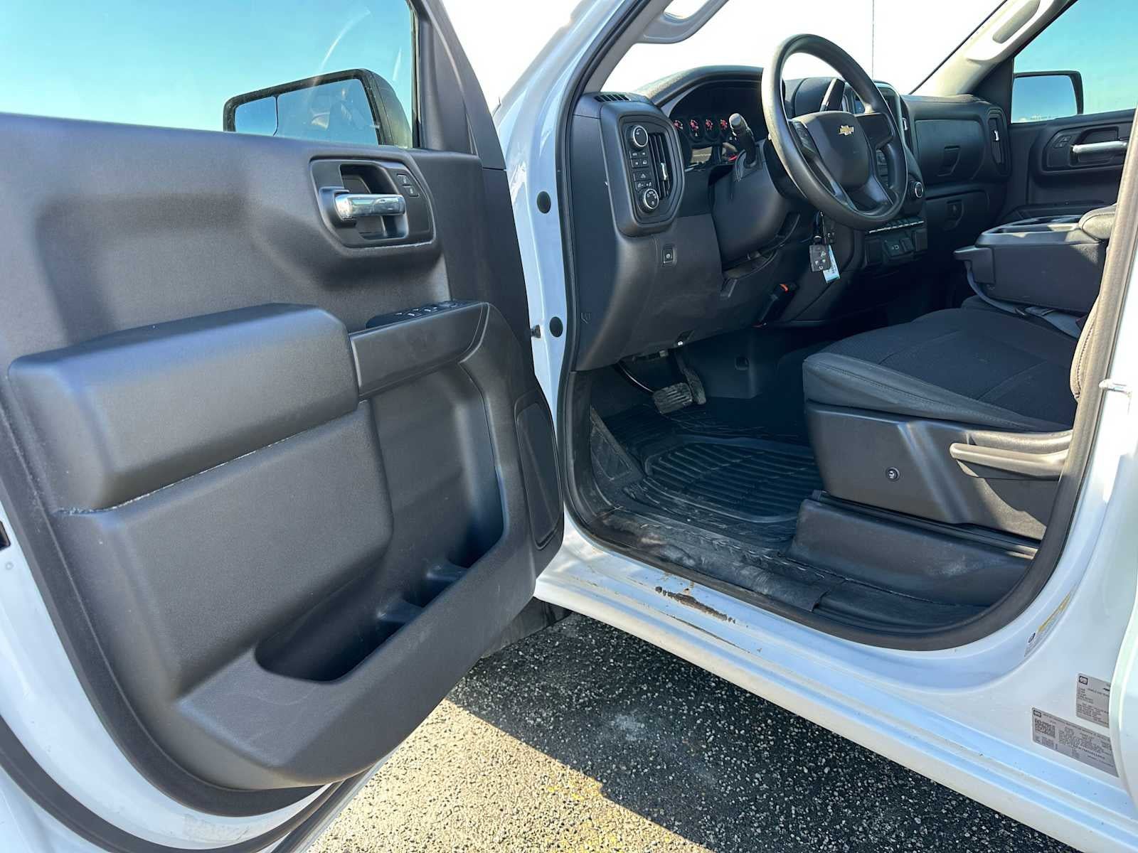 Used 2021 Chevrolet Silverado 1500 Custom AWD/4WD image 19