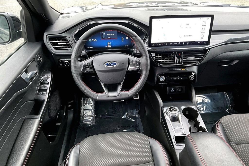 Certified 2023 Ford Escape ST-Line Select w/ Tech Pack #2 image 5