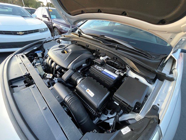 Used 2018 Hyundai Elantra GT image 26