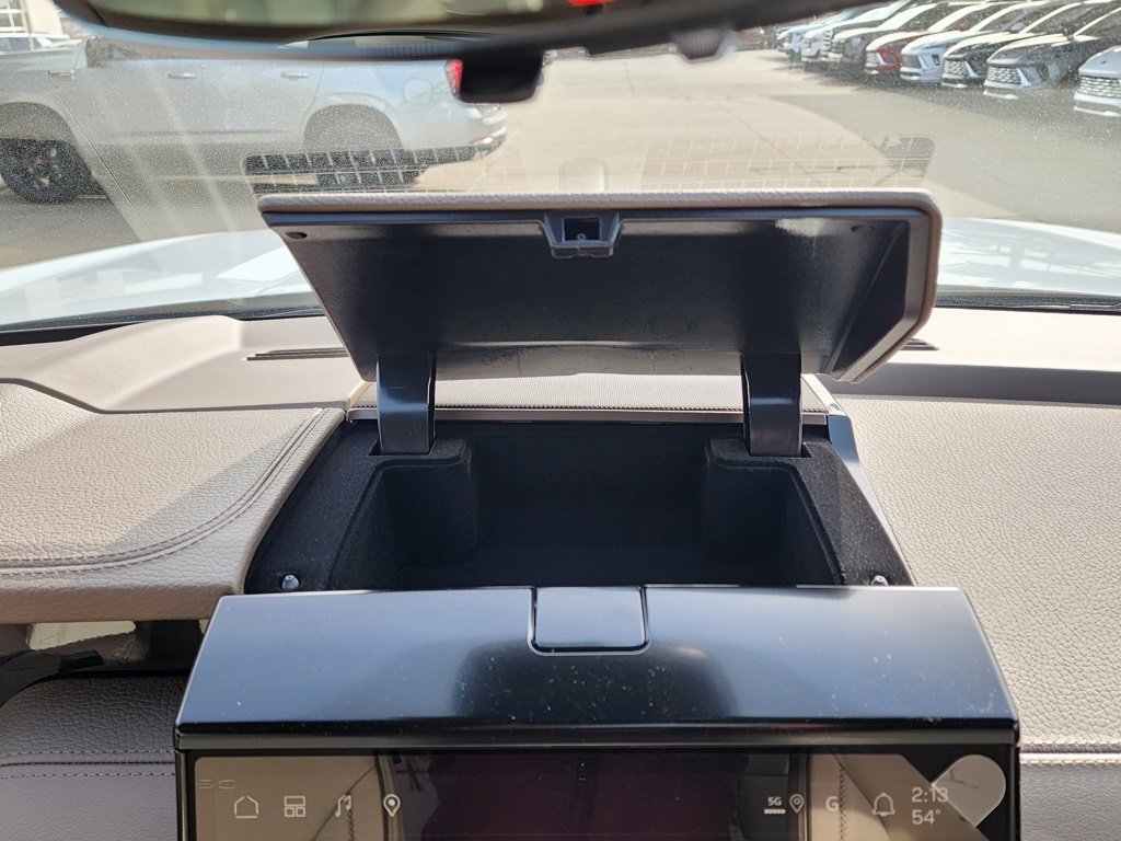 New 2026 GMC Yukon XL Denali w/ Denali Reserve Package image 32