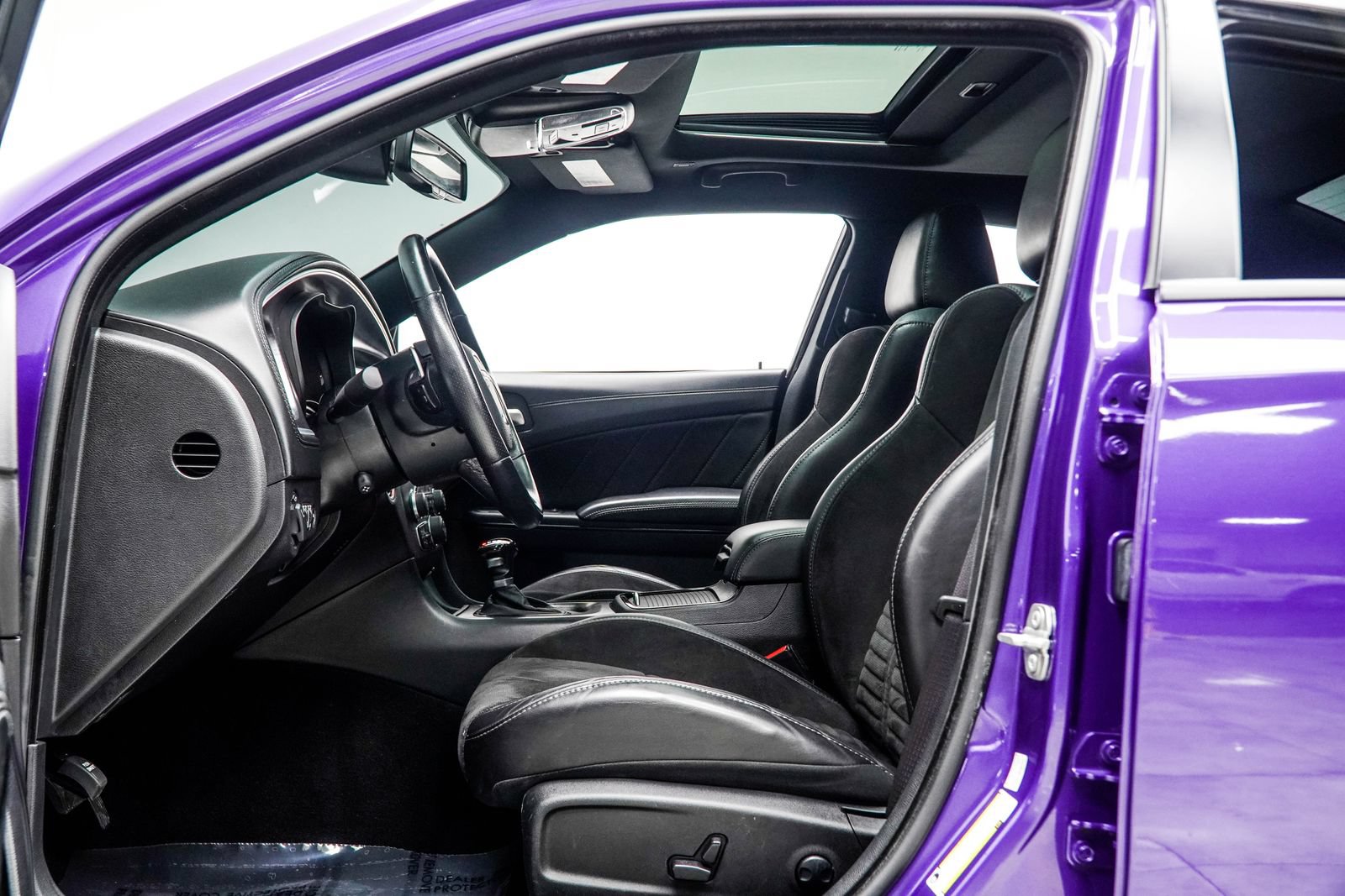 Used 2023 Dodge Charger R/T w/ Daytona Edition Group RWD image 40