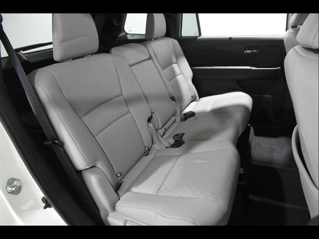Used 2019 Honda Passport Elite image 19