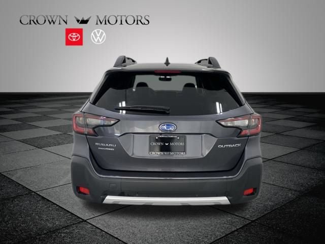 Used 2025 Subaru Outback Limited AWD/4WD image 5