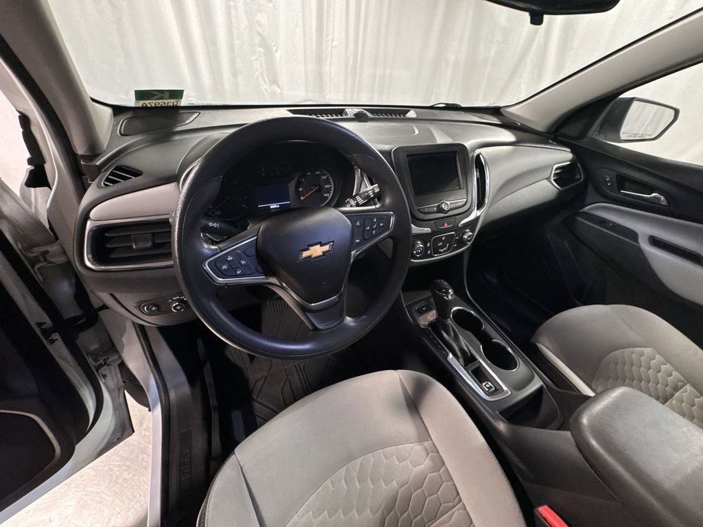 Used 2019 Chevrolet Equinox LS image 16