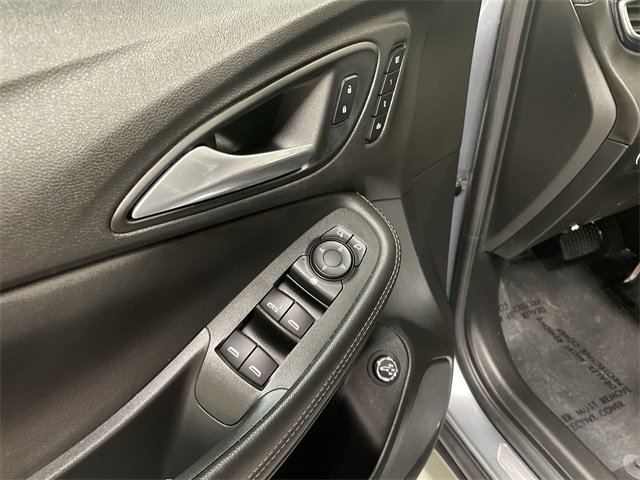 Used 2020 Buick Encore GX Essence image 21