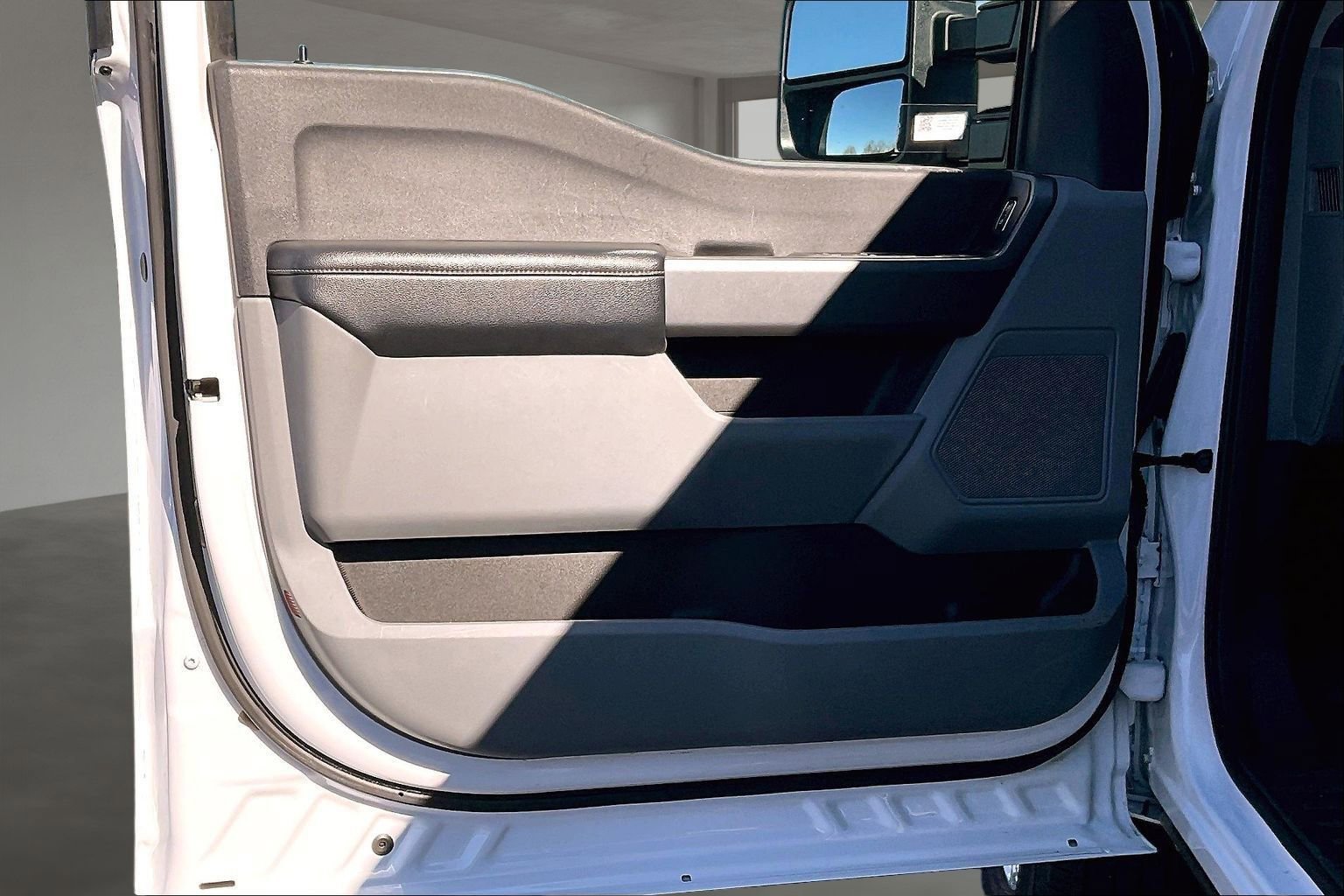 Used 2025 Ford F250 XLT image 20