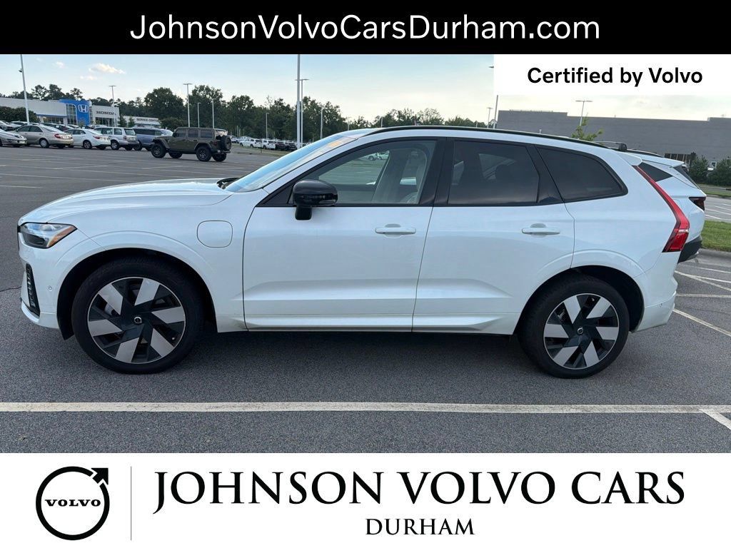 Used 2025 Volvo XC60 T8 Ultra w/ Protection Package Premier AWD/4WD image 3