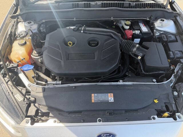 Used 2013 Ford Fusion Titanium w/ Titanium Driver Assist Pkg FWD image 21