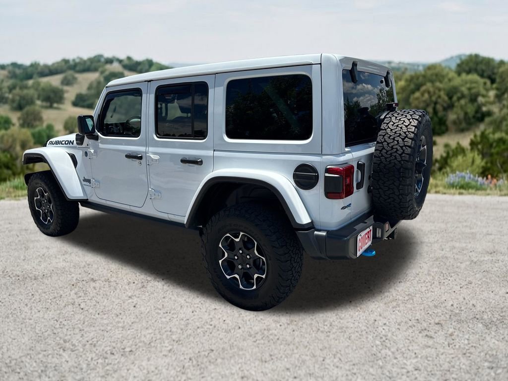 Used 2023 Jeep Wrangler Unlimited Rubicon 4xe w/ Cold Weather Group AWD/4WD image 8