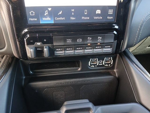 Used 2023 RAM 3500 Limited AWD/4WD image 45