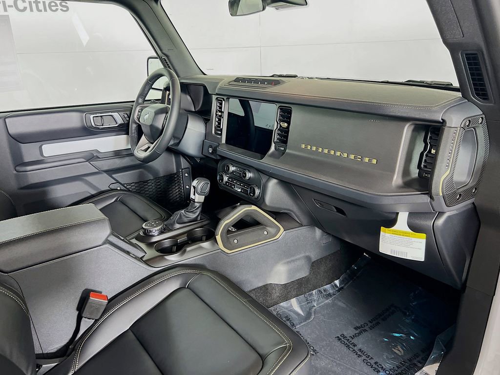 New 2025 Ford Bronco Badlands image 26