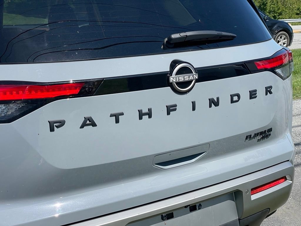 Certified 2023 Nissan Pathfinder Platinum AWD/4WD image 28