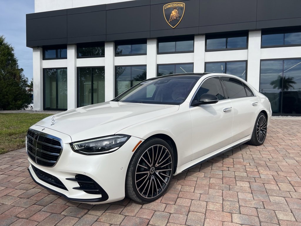 Used 2022 Mercedes-Benz S 500 4MATIC image 1