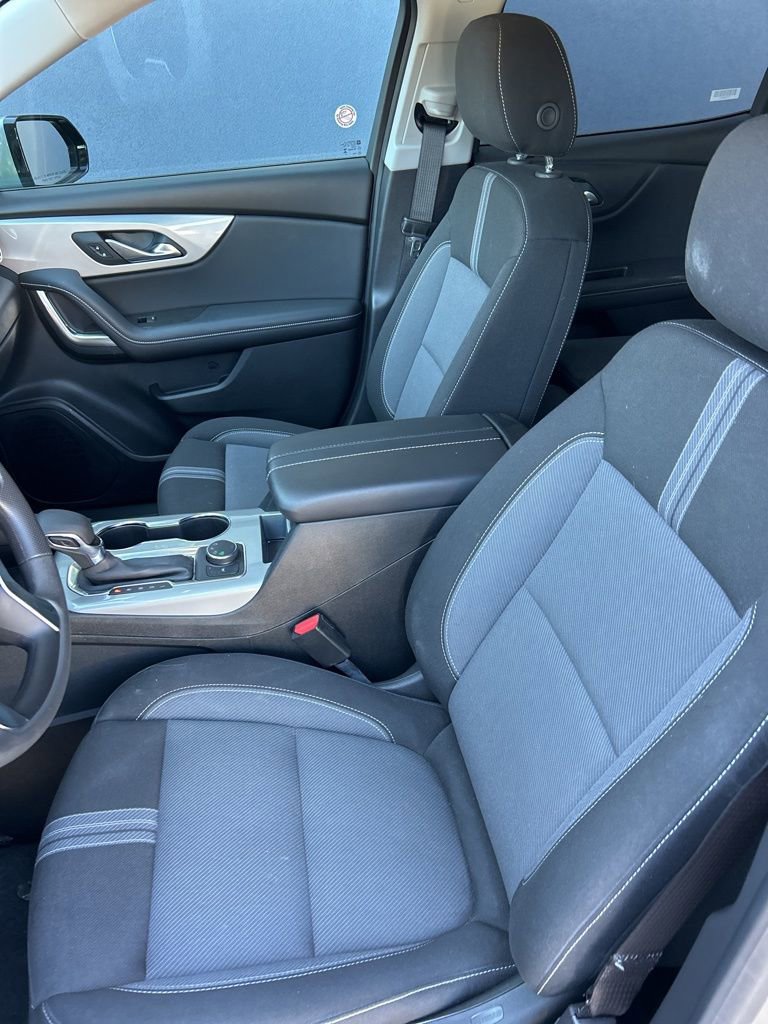 Used 2025 Chevrolet Blazer LT image 7