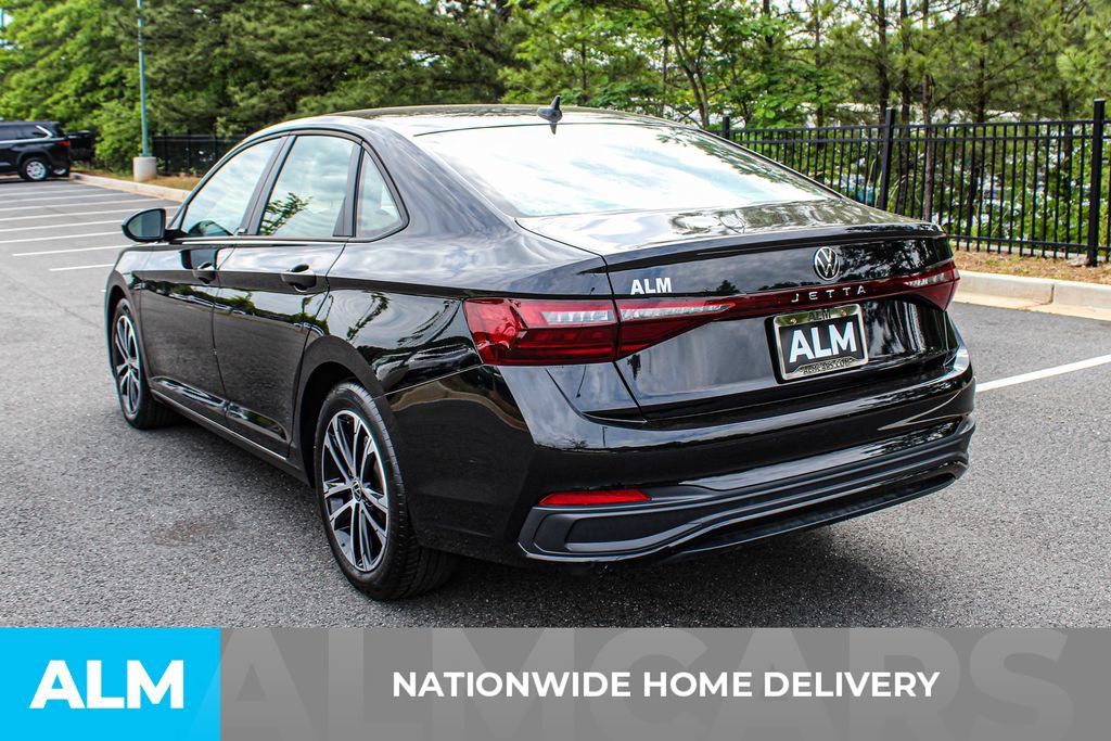 Used 2025 Volkswagen Jetta Sport FWD image 4