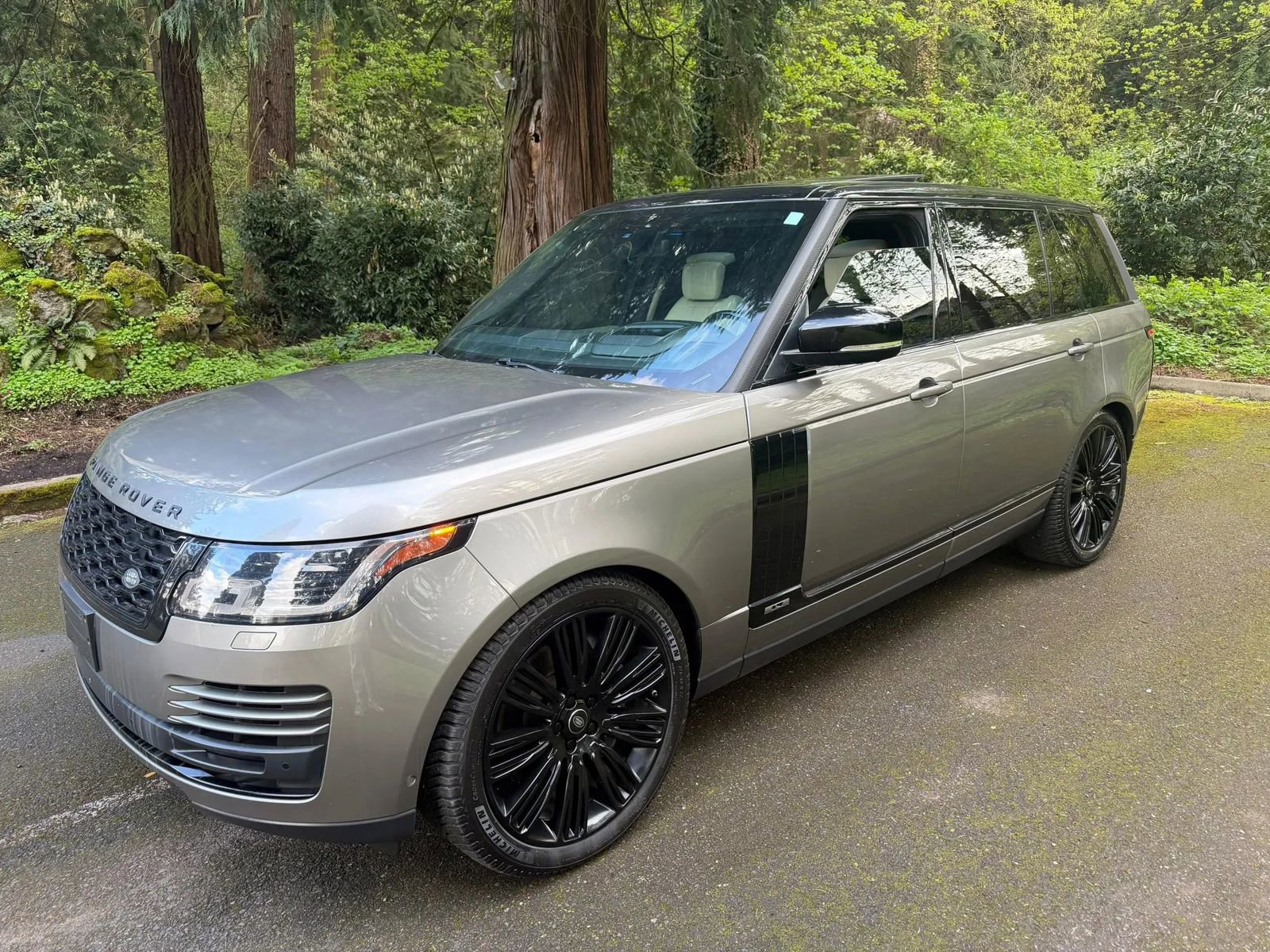 Used 2018 Land Rover Range Rover Long Wheelbase Supercharged AWD/4WD image 3
