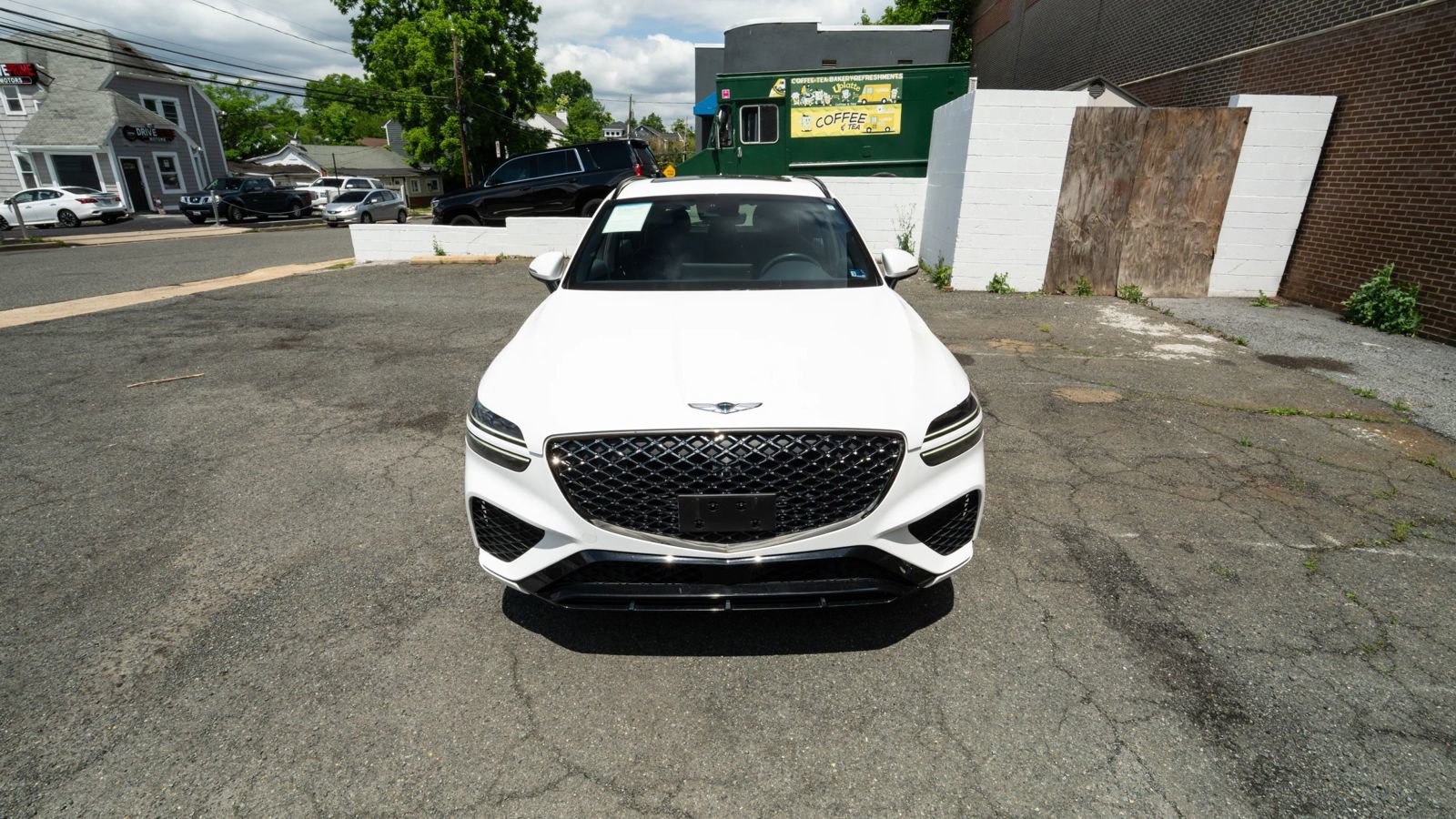 Used 2022 Genesis GV70 3.5T Sport w/ Sport Advanced Package AWD/4WD image 8