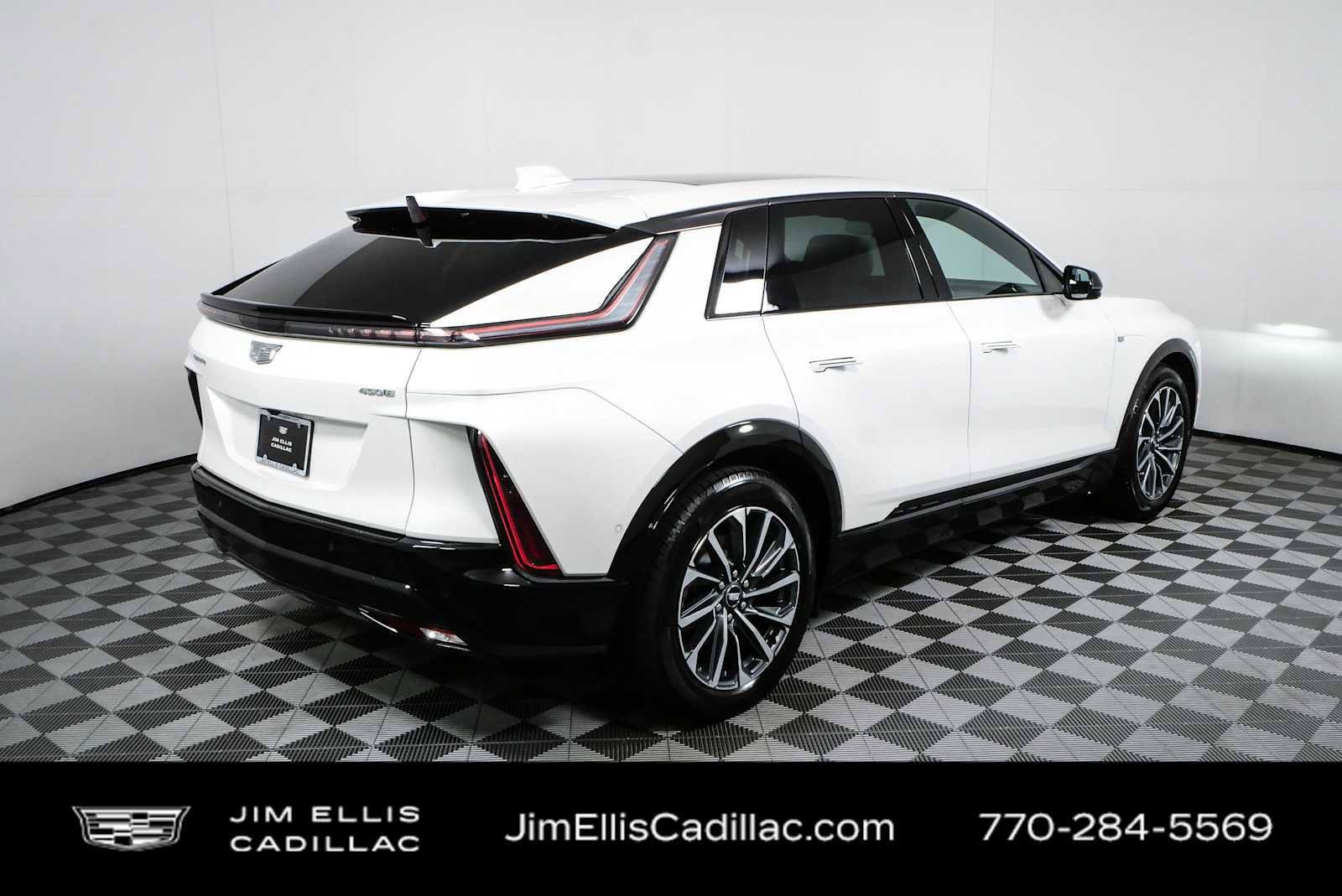 Certified 2024 Cadillac Lyriq Sport RWD image 3