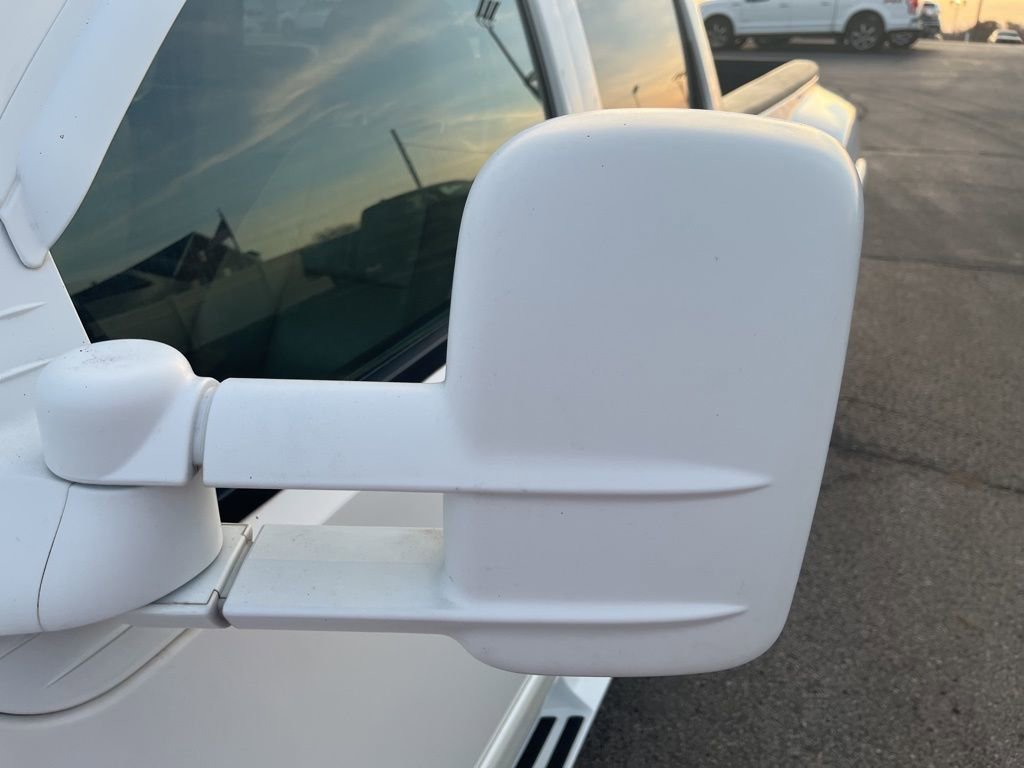 Used 2008 Chevrolet Silverado 3500 LTZ w/ EZ-Lift Tailgate Package image 38